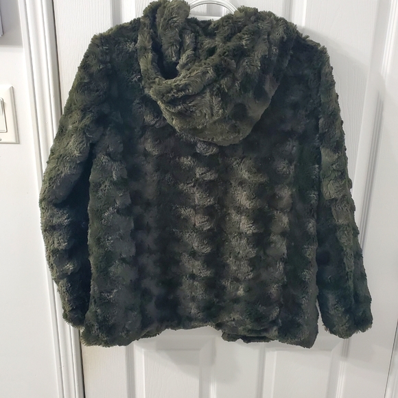 Forever 21 green zip-up - Picture 2 of 2